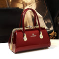 Famous Brand Retro Vintage Designer PU Leather Portable Stylish Big Size Messenger Bag for Women