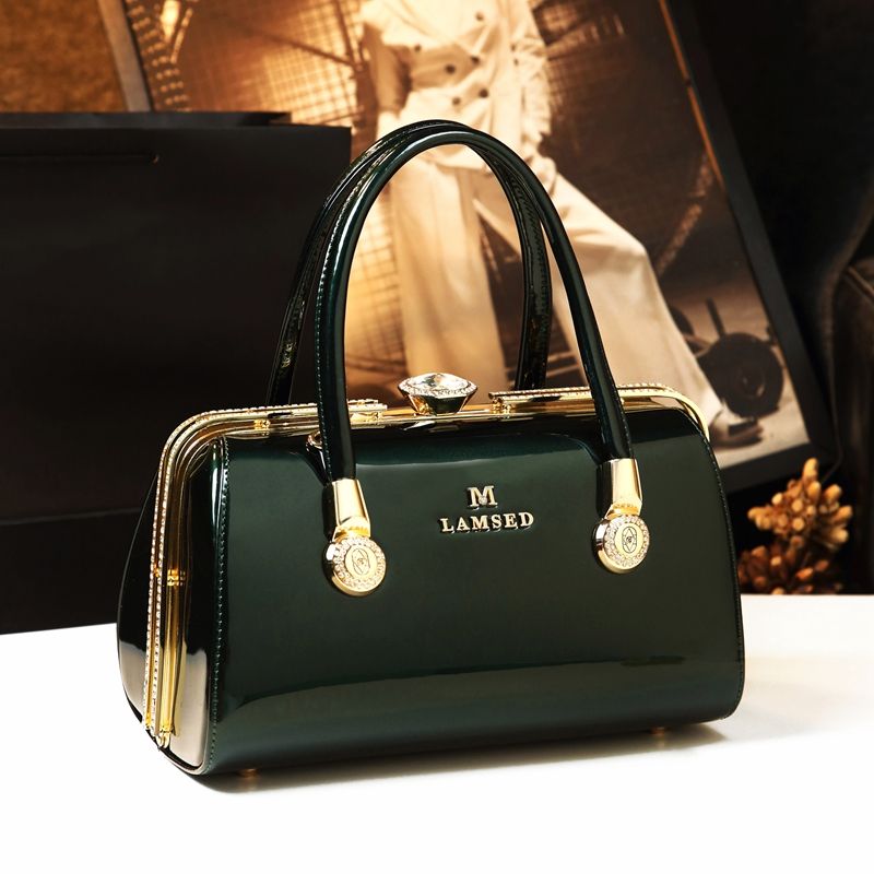 Famous Brand Retro Vintage Designer PU Leather Portable Stylish Big Size Messenger Bag for Women