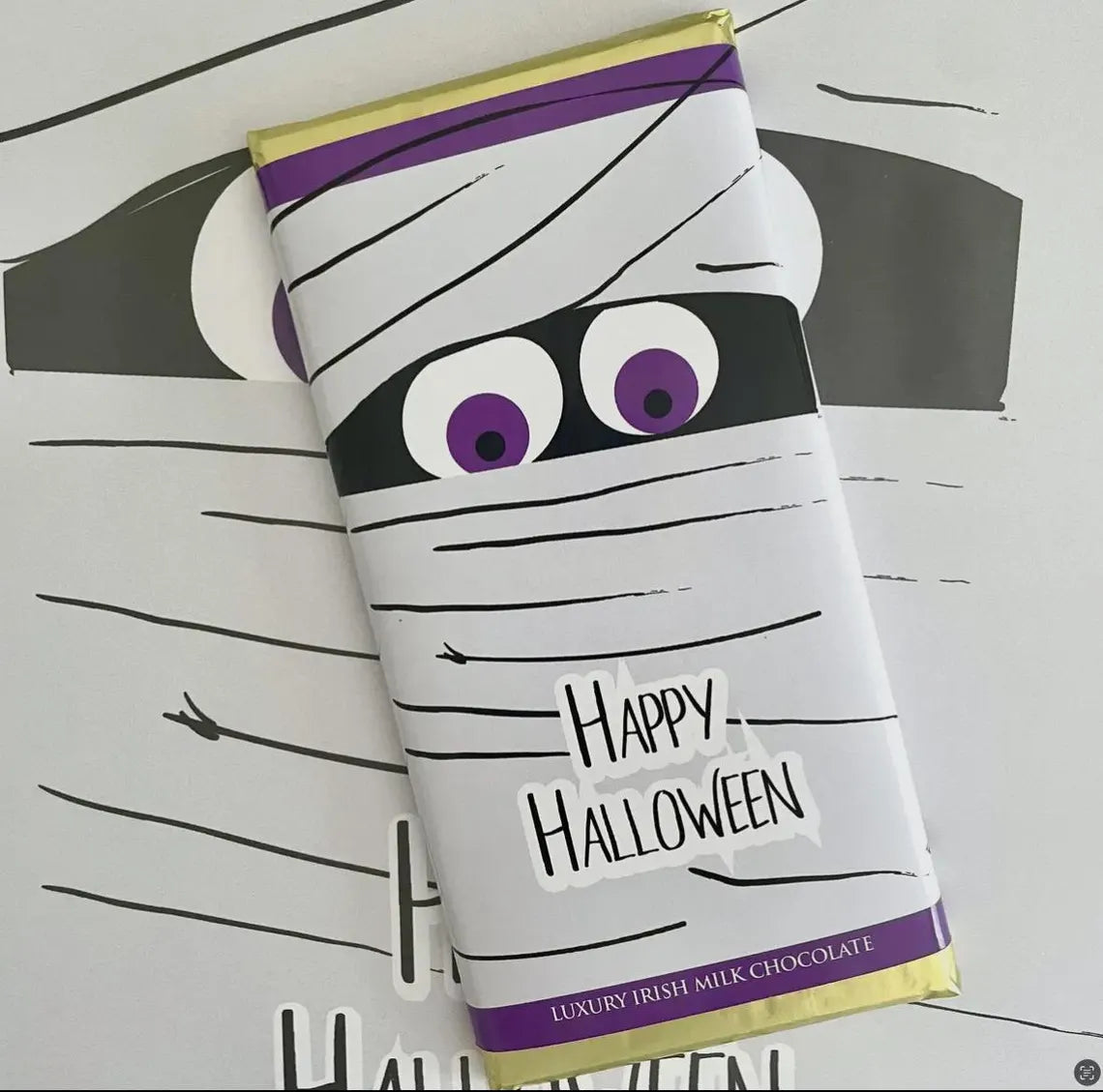 Halloween Chocolate Gift Box – Handmade Belgian Chocolate Assortment – Spooky Halloween Treats with Pumpkin, Ghost & Skull Designs – Party Favor & Gift