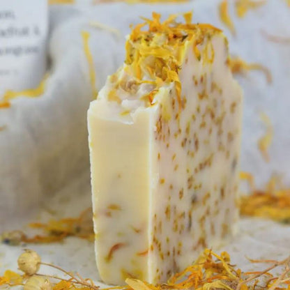 100% Natural Lemon, Grapefruit & Lemongrass Soap – Handmade Vegan Citrus Soap Bar – Moisturising Essential Oil Soap – Natural Skincare Gift