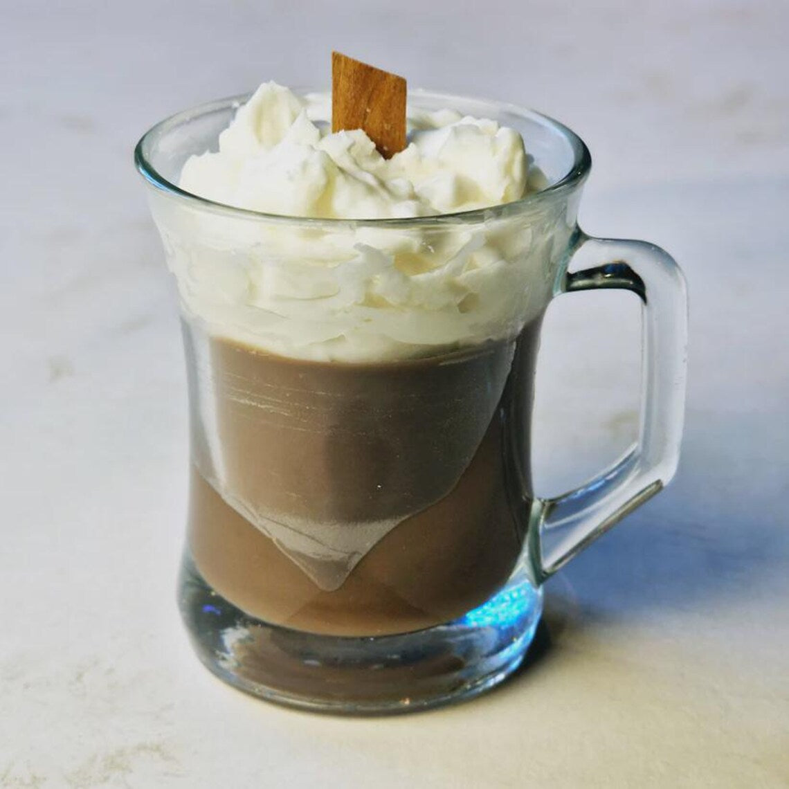 Hot Chocolate Lookalike Scented Soy Wax Candle – Handmade Hot Chocolate Mug Candle – Rich Cocoa & Marshmallow Fragrance – Luxury Dessert Candle Gift for Chocolate Lovers