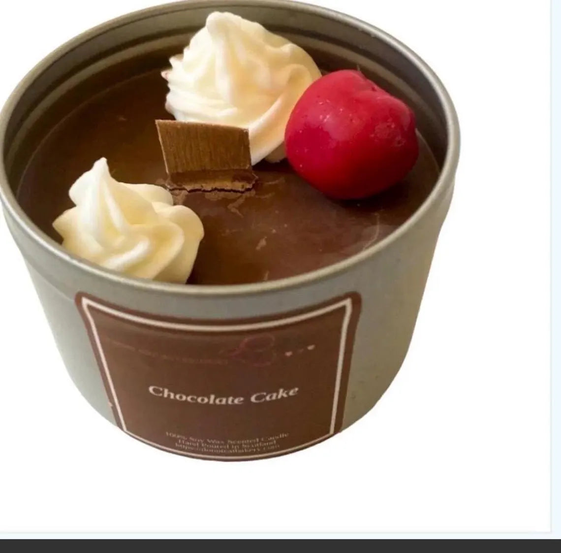 Chocolate Cake Scented Wood Wick Candle – Handmade Soy Wax Dessert Candle – Crackling Wooden Wick Home Fragrance – Sweet Bakery Candle Gift for Chocolate Lovers