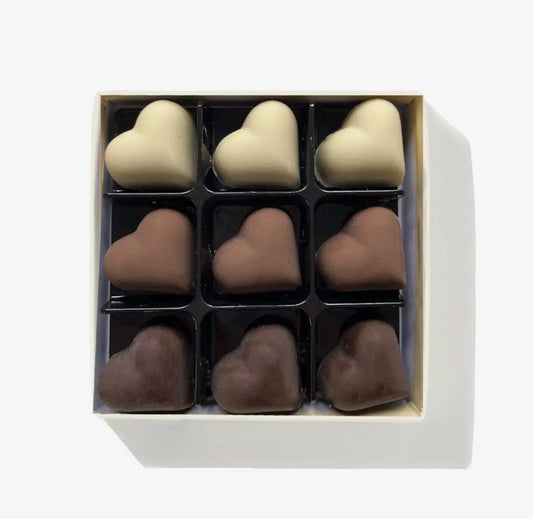 Assorted Belgian Chocolate Hearts Gift Box – Handmade Milk, Dark & White Chocolate Hearts – Romantic Chocolate Gift for Valentine's Day, Anniversaries & Special Occasions (75g)