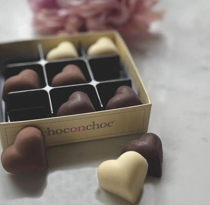 Assorted Belgian Chocolate Hearts Gift Box – Handmade Milk, Dark & White Chocolate Hearts – Romantic Chocolate Gift for Valentine's Day, Anniversaries & Special Occasions (75g)