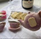 Belgian Chocolate Teapot & Biscuits Gift Set – Handmade Gourmet Chocolate Afternoon Tea Gift – Novelty Chocolate Teapot with Chocolate Biscuits – Unique Gift for Tea Lovers (185g)